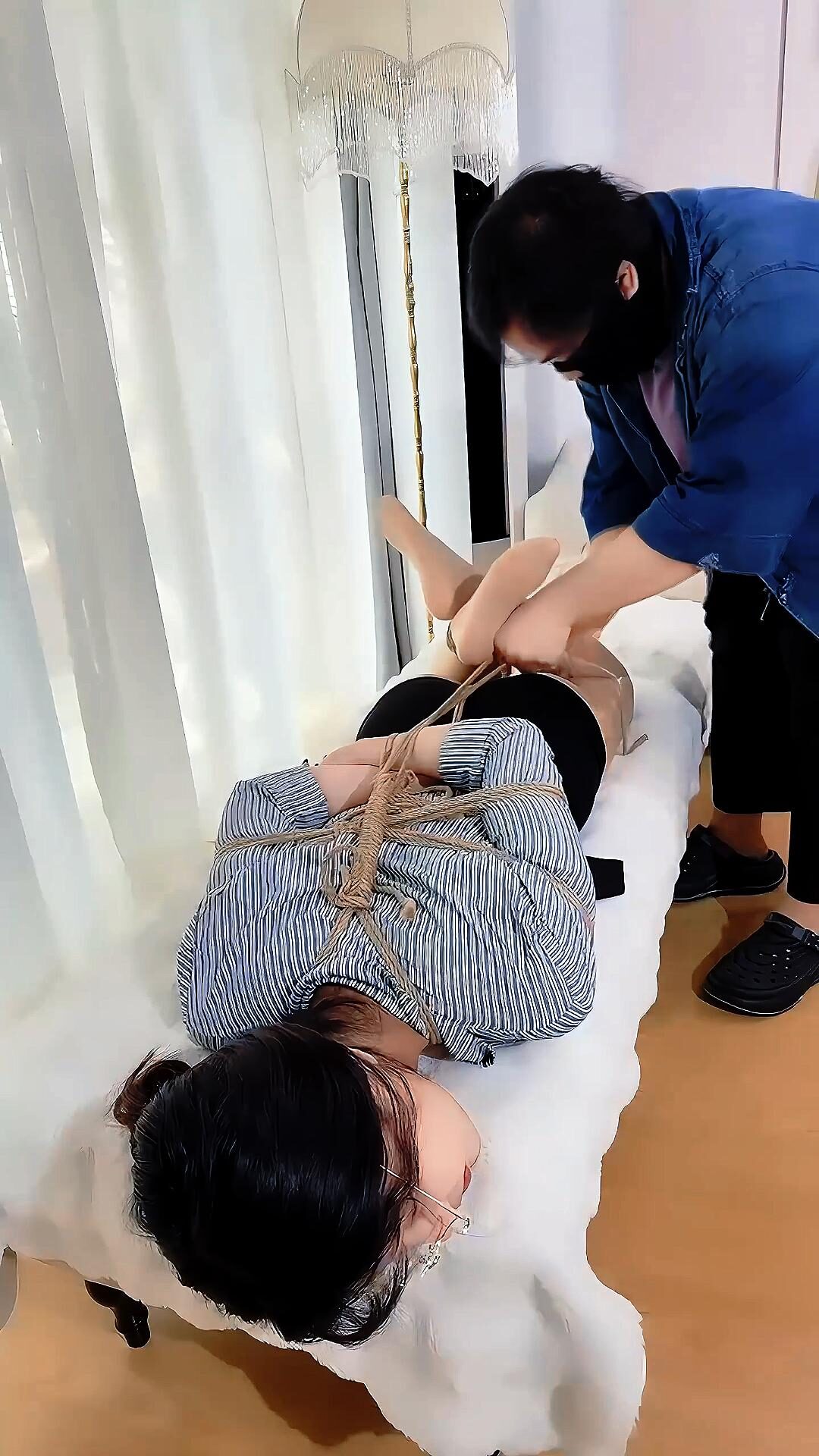 【红鲤鱼/小驴】模特北北的直播切片
