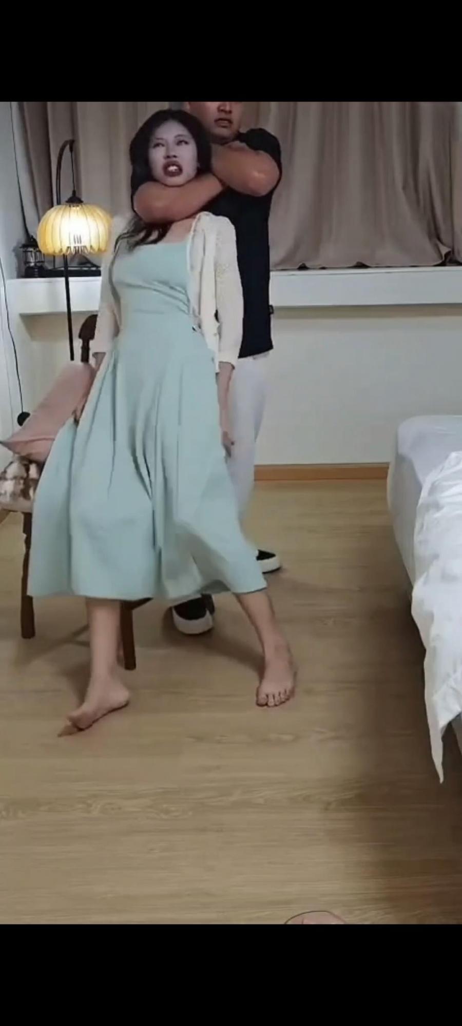 约玩大学生美少女，一分钟