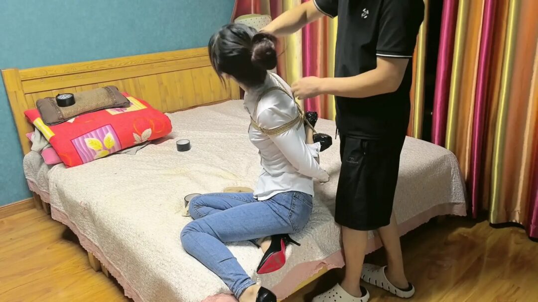 绳屋藏娇 定拍-茹茹瑜伽服驷马口环