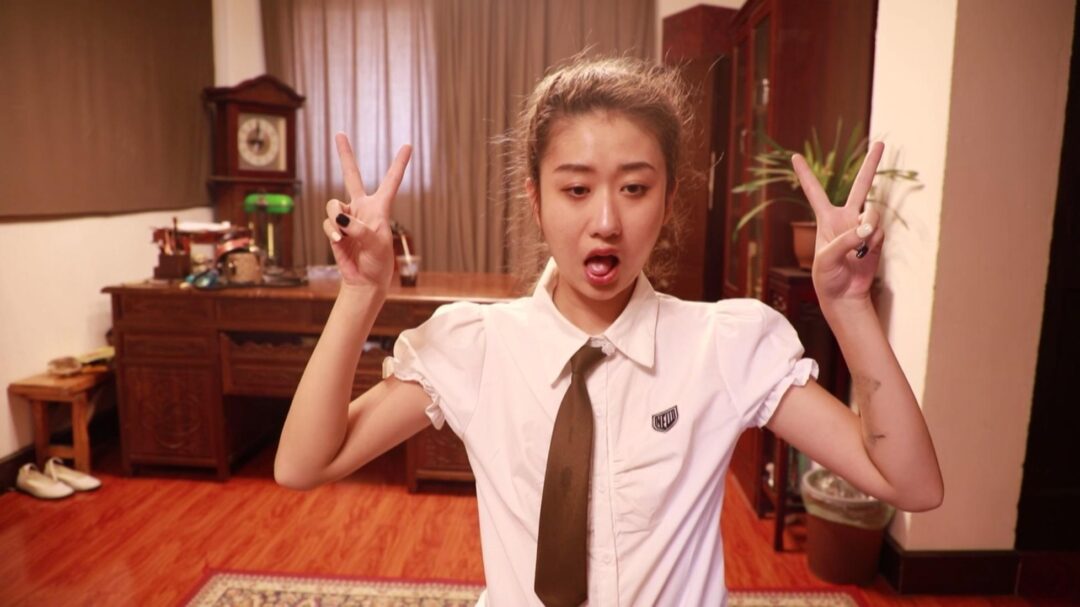 遥远山村订拍 美女点穴 玩脚 精神控制