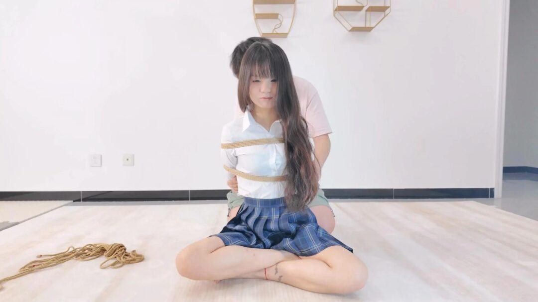 二仙桥定拍作品 模特鱼丸jk捆绑