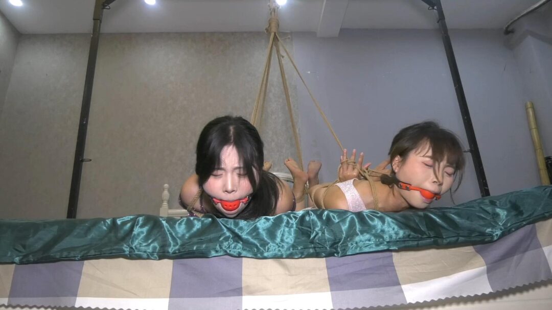 双女M立柱对缚
