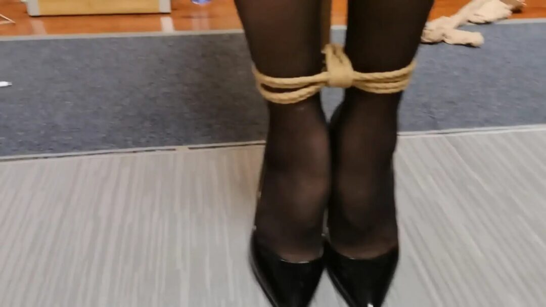 绳屋藏娇 魏灿约拍原声