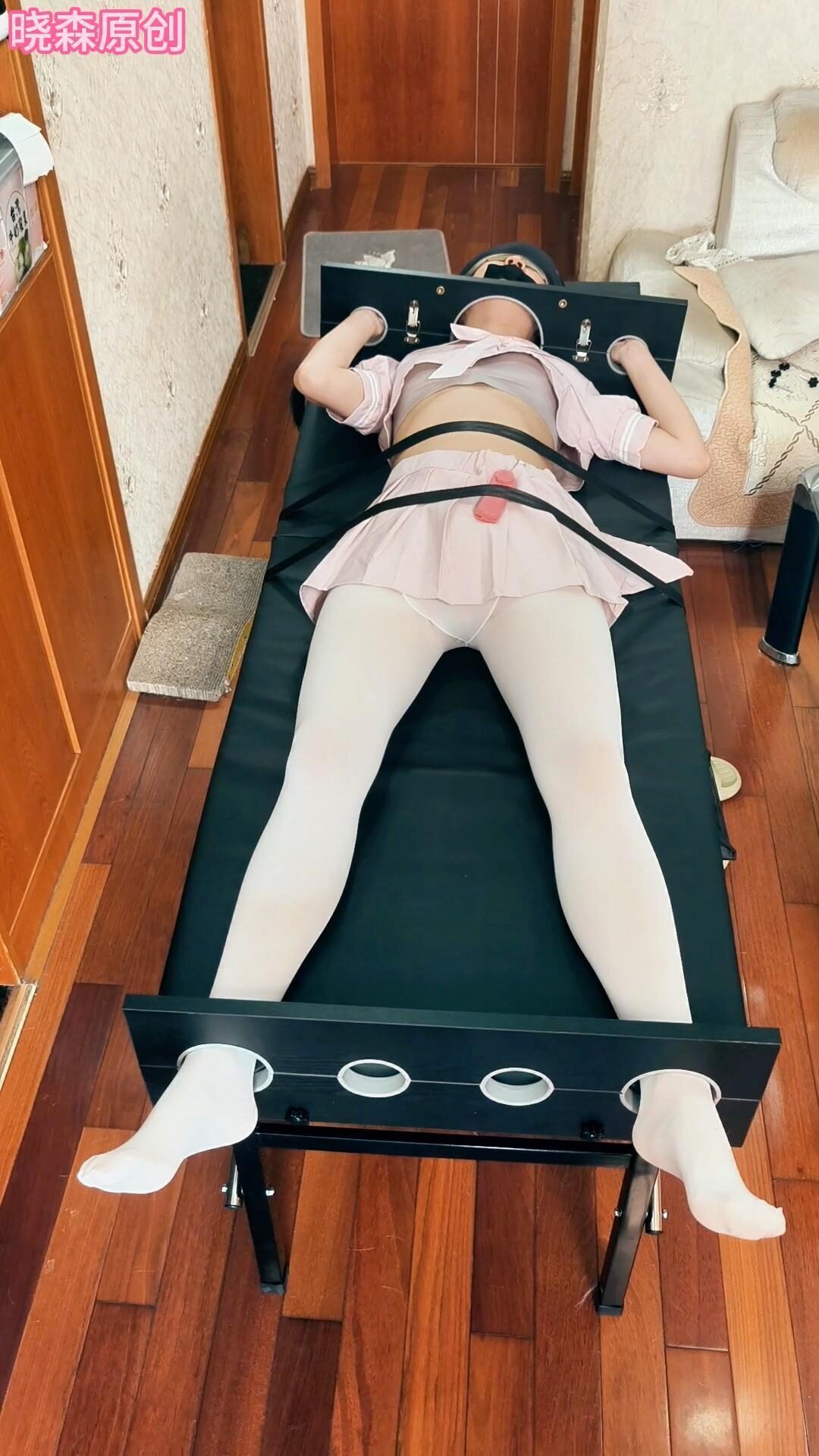 晓森妹妹粉色学生装塞着体验刑床tk 晓森妹妹粉色学生装塞着体验刑床tk
