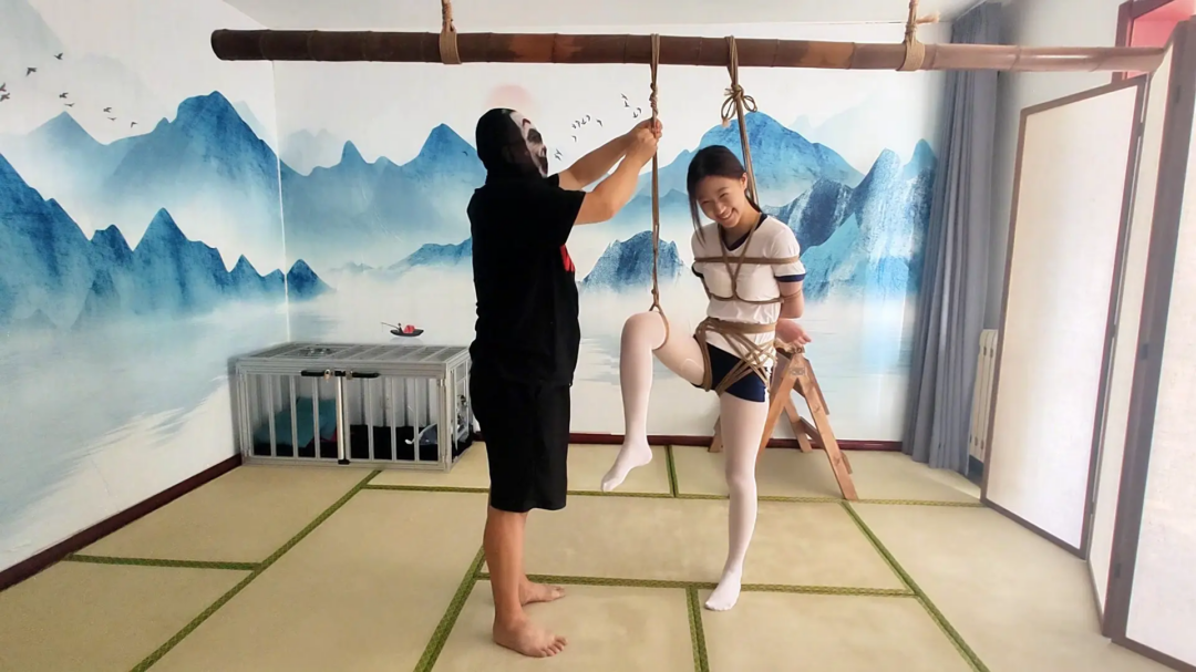 思思的指压板与首次悬吊