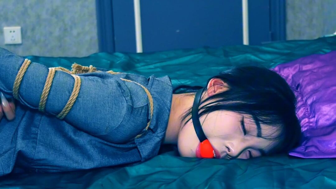 定拍转公映《深山囚徒》下集  组织黑吃黑将女人 青姐也一起