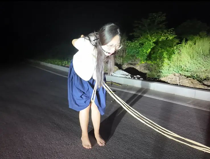 被捆绑的幼师