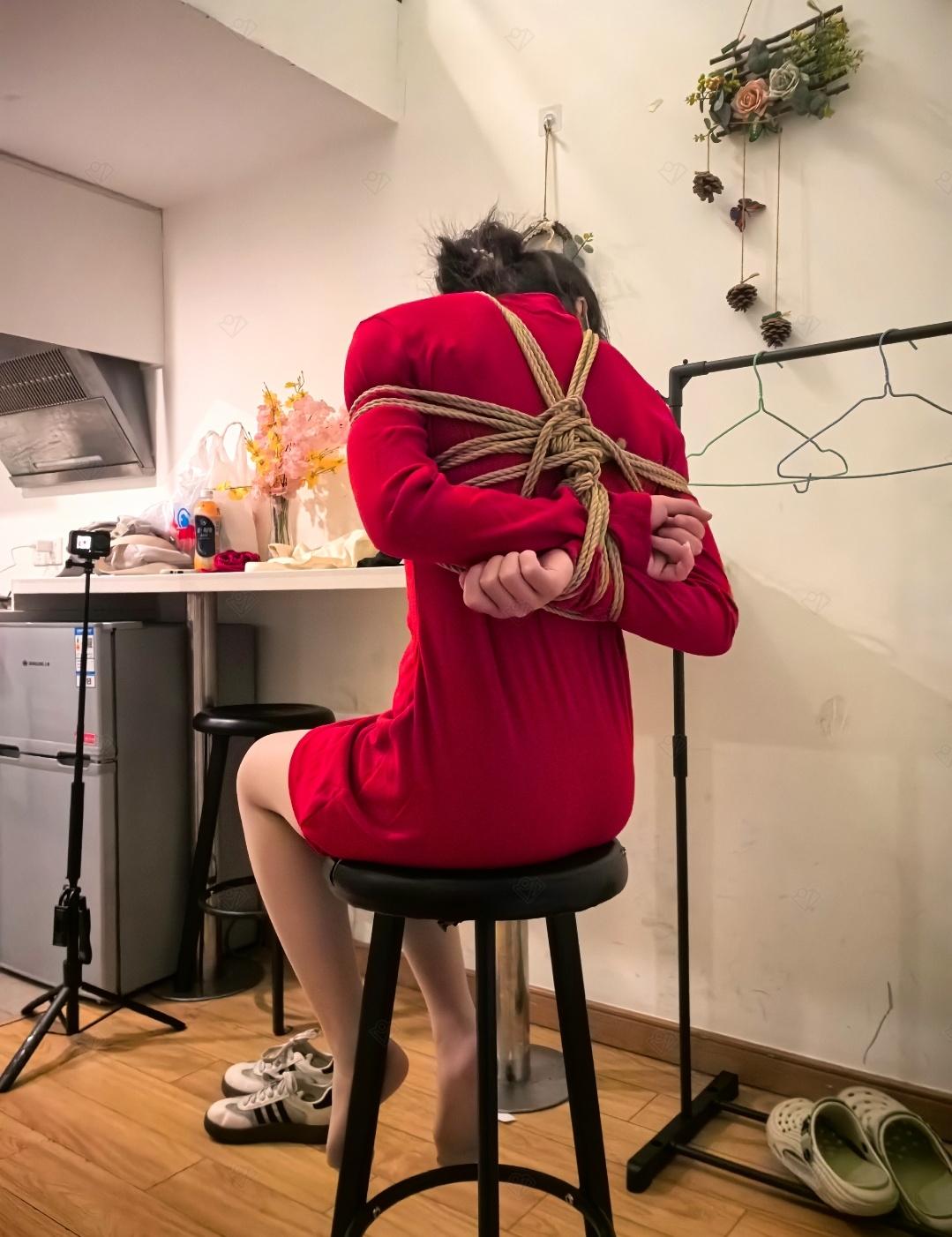 新模娇娇初次体验了绳缚