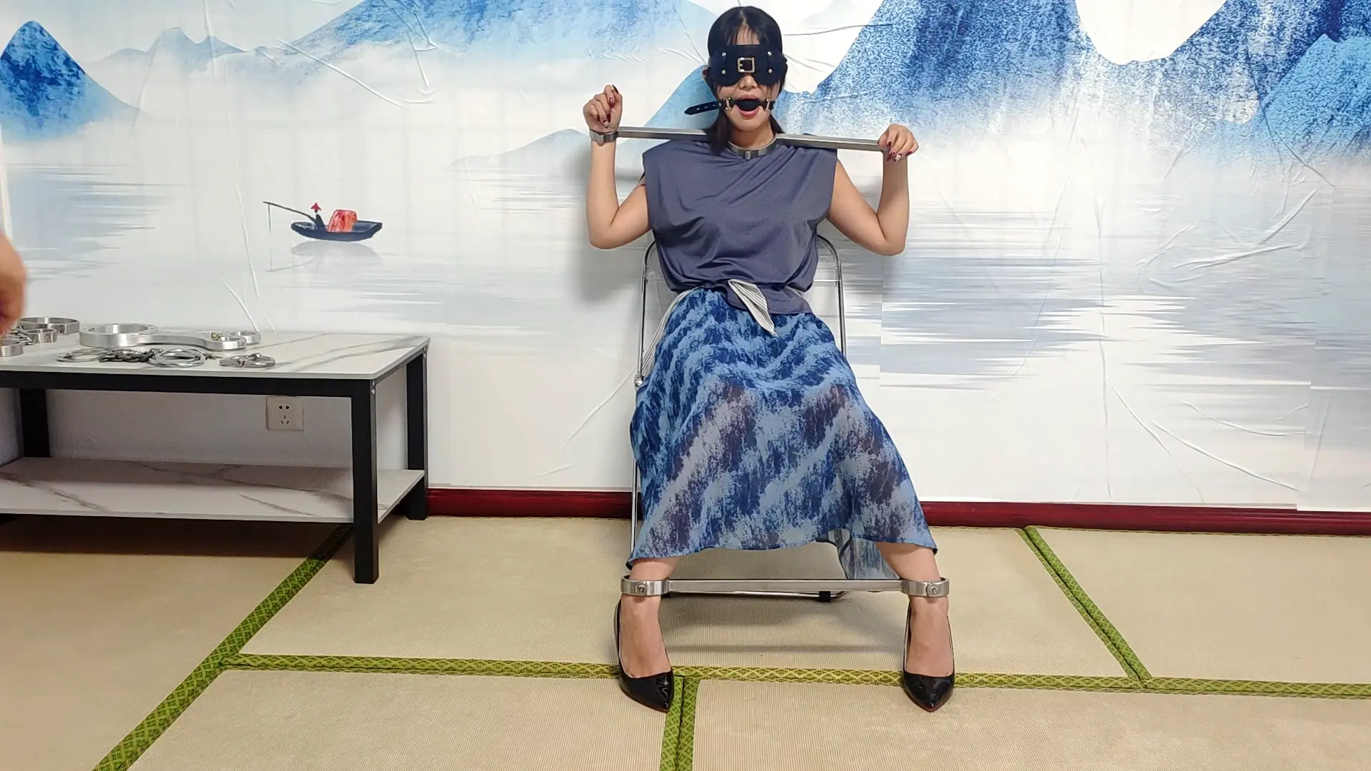 新模应聘拘束模特