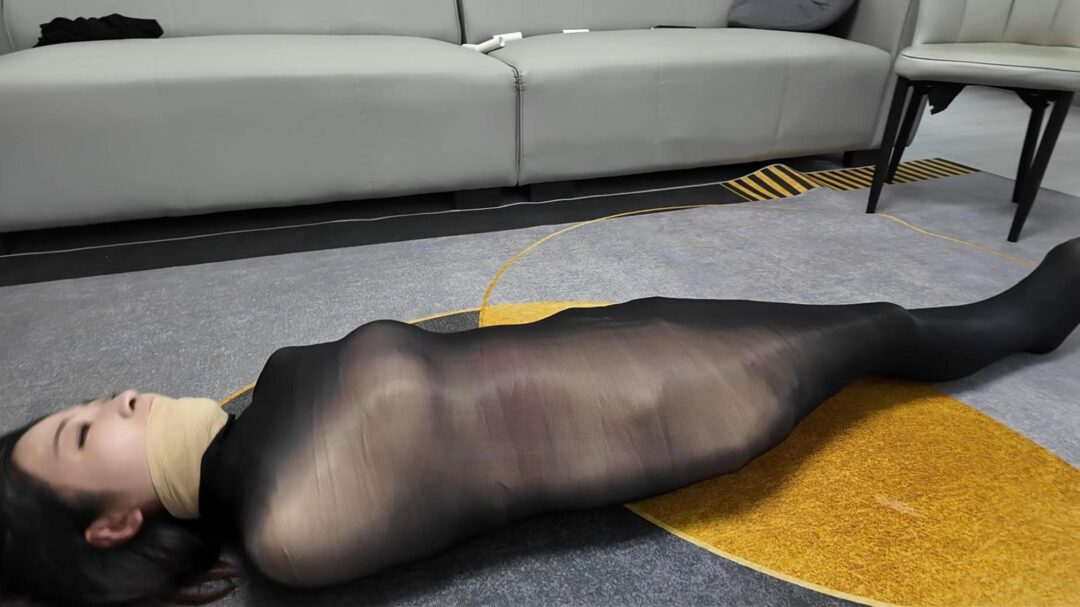 捆绑佳佳泳装之全包