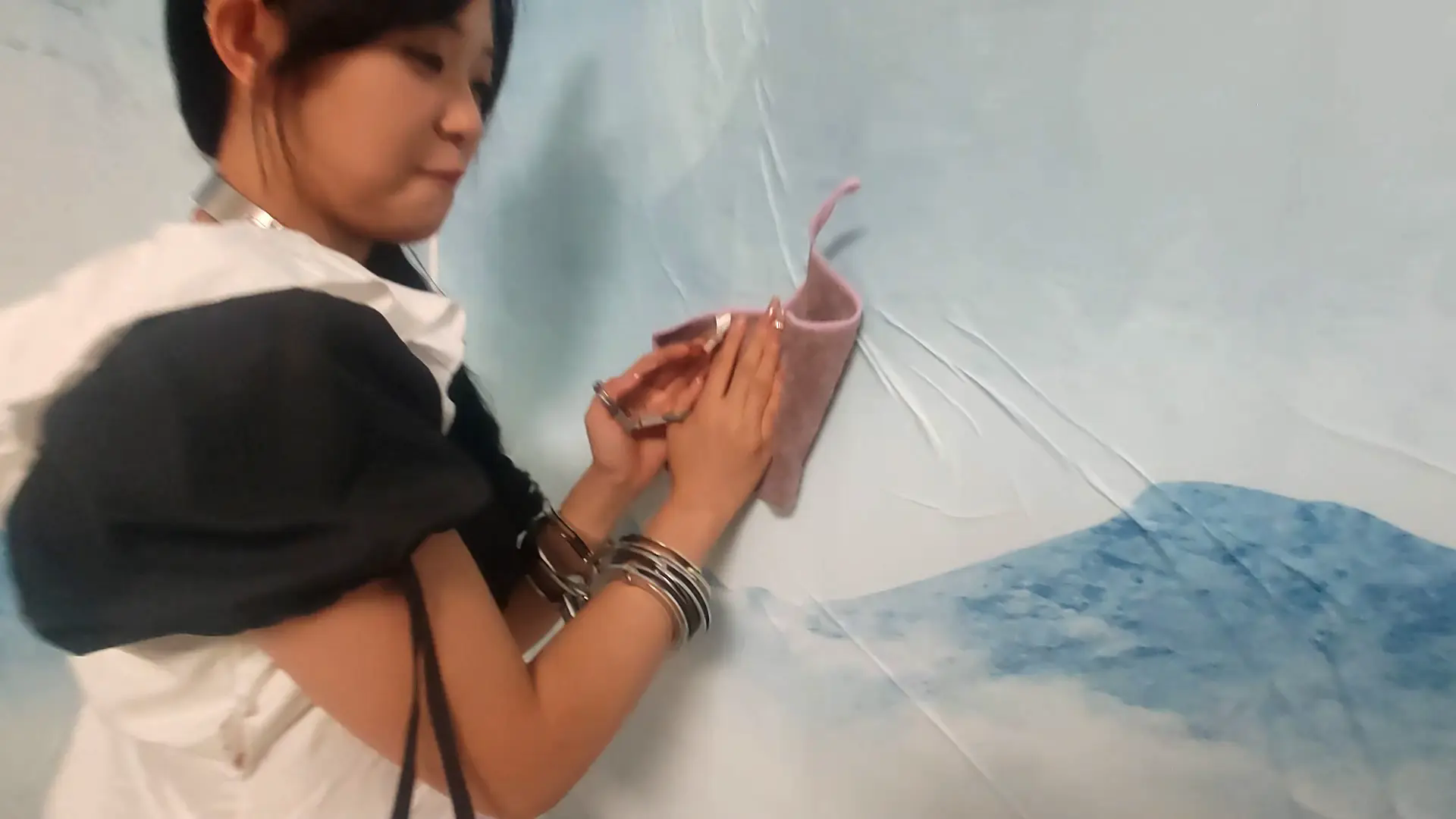 女仆镣铐
