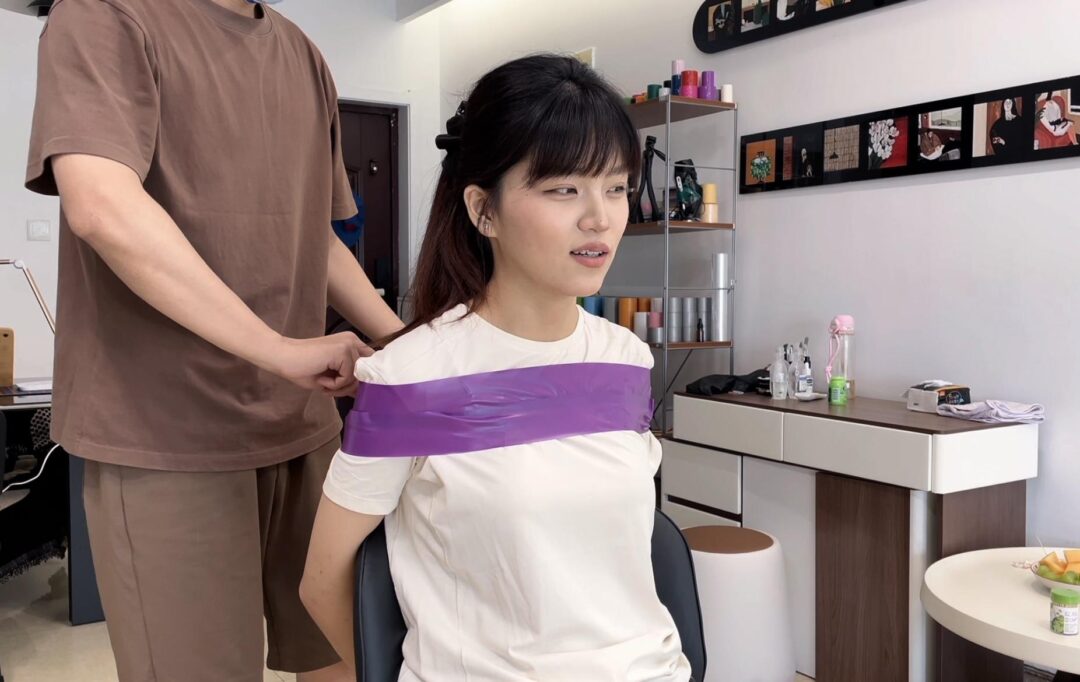【新模小翡】紫色的束缚与银色的封嘴~
