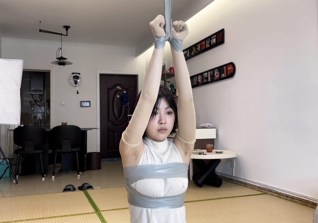【小晗】双手举起来