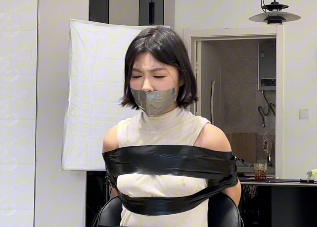 【小晗】银色双重胶带封嘴