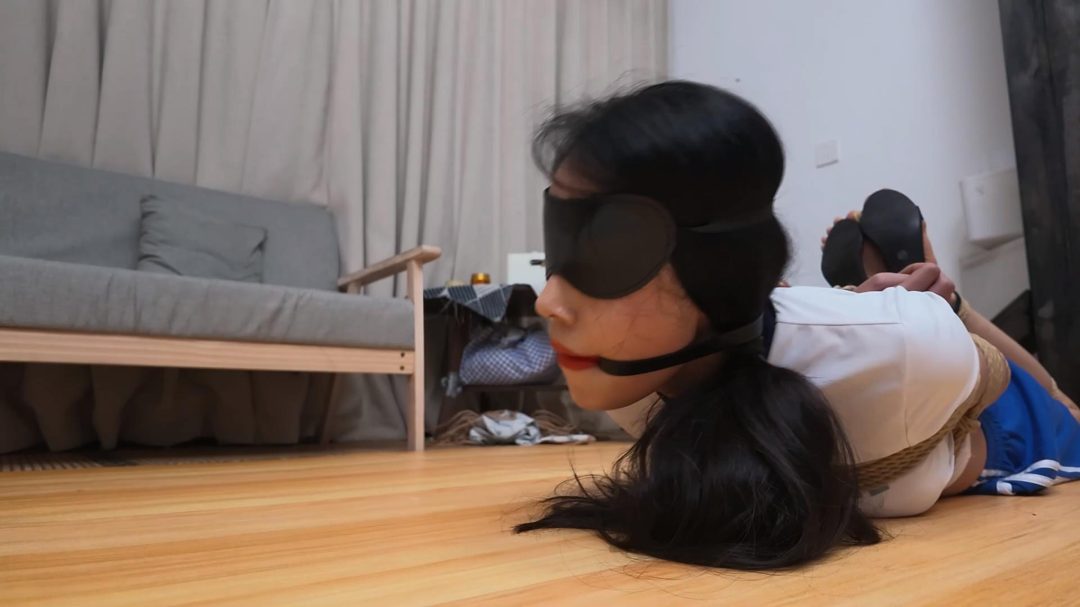 【紧缚实验室】【第八期】】【雅熙】性感女神雅熙 蒙眼堵嘴 驷马伏地剧烈挣扎！