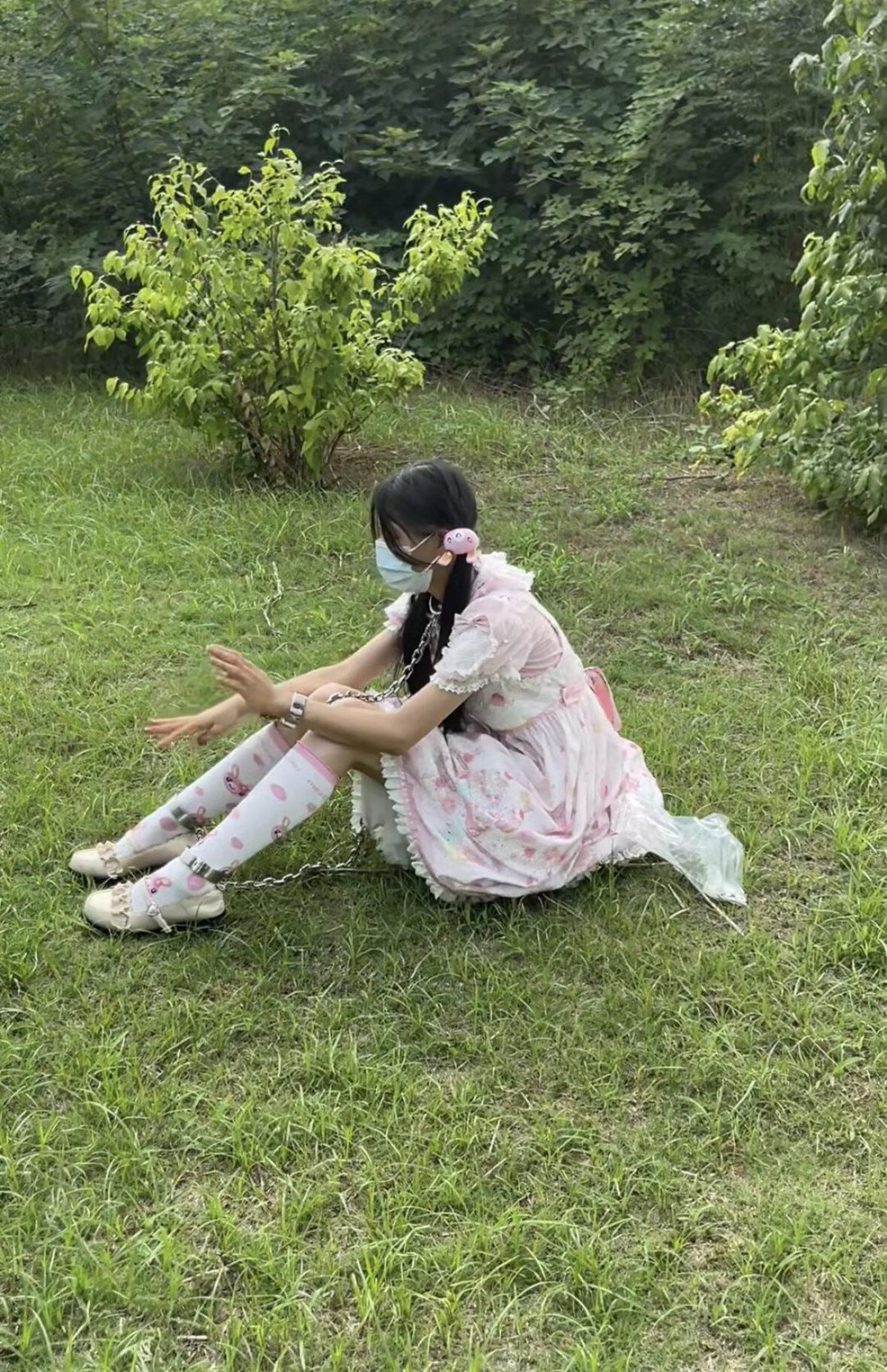 Lolita女生的连体镣铐玩耍日常