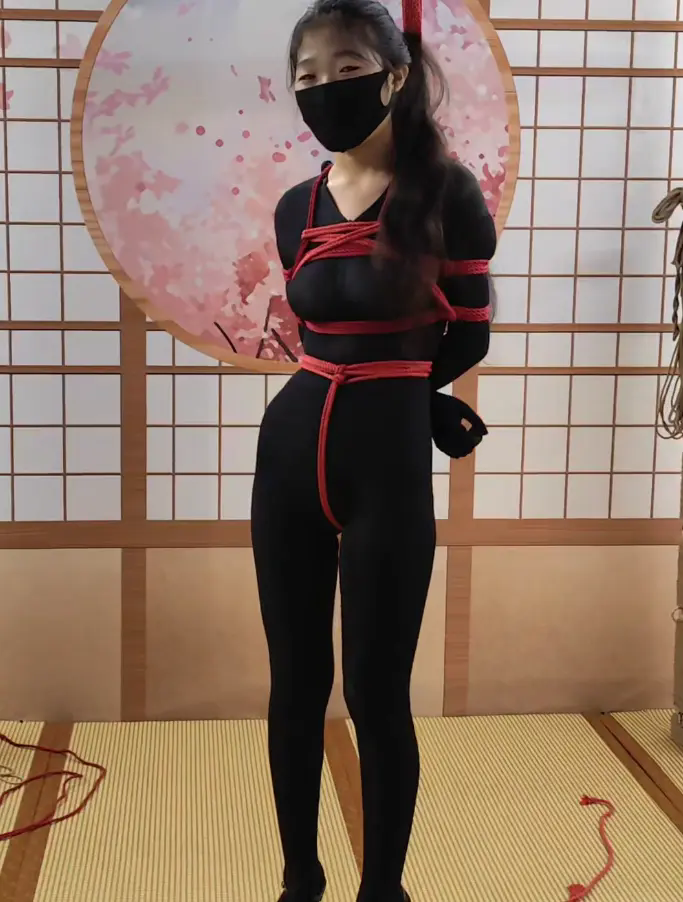 束缘阁 小媛黑色连体衣