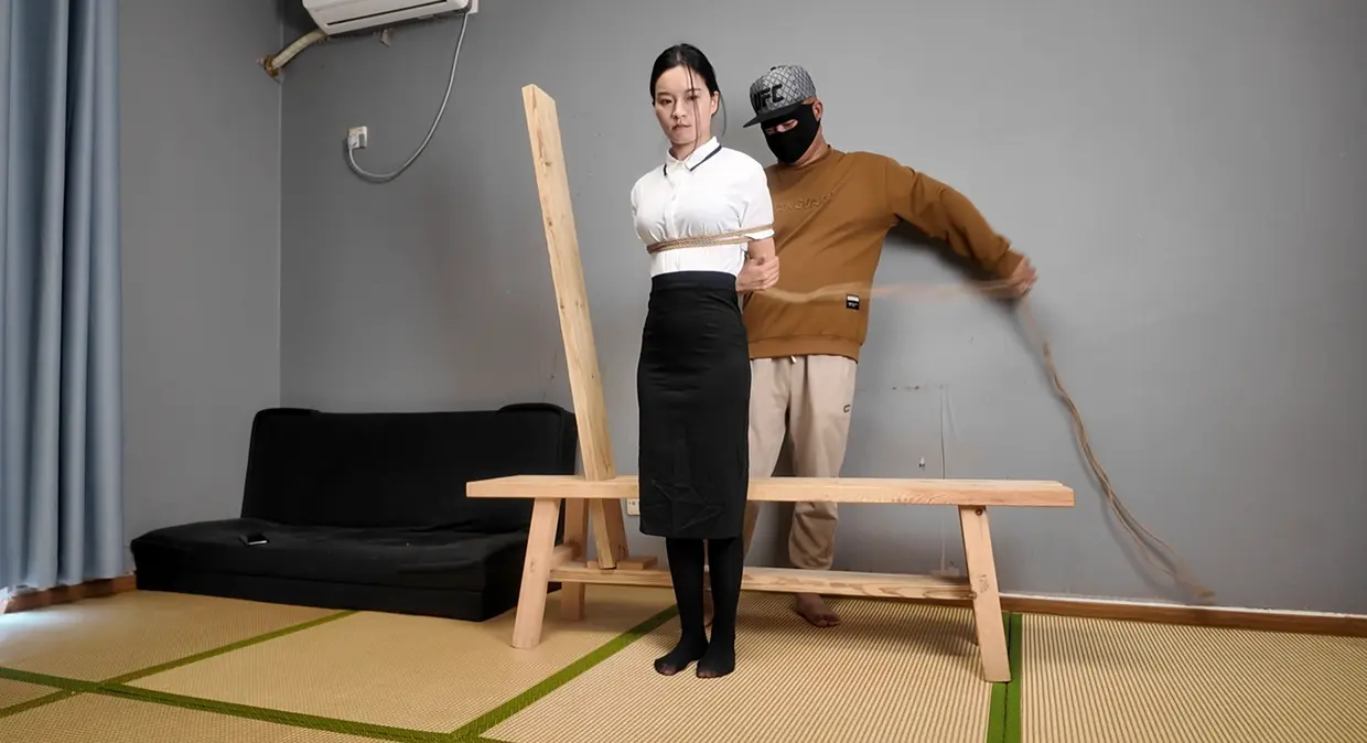 洛洛老虎凳