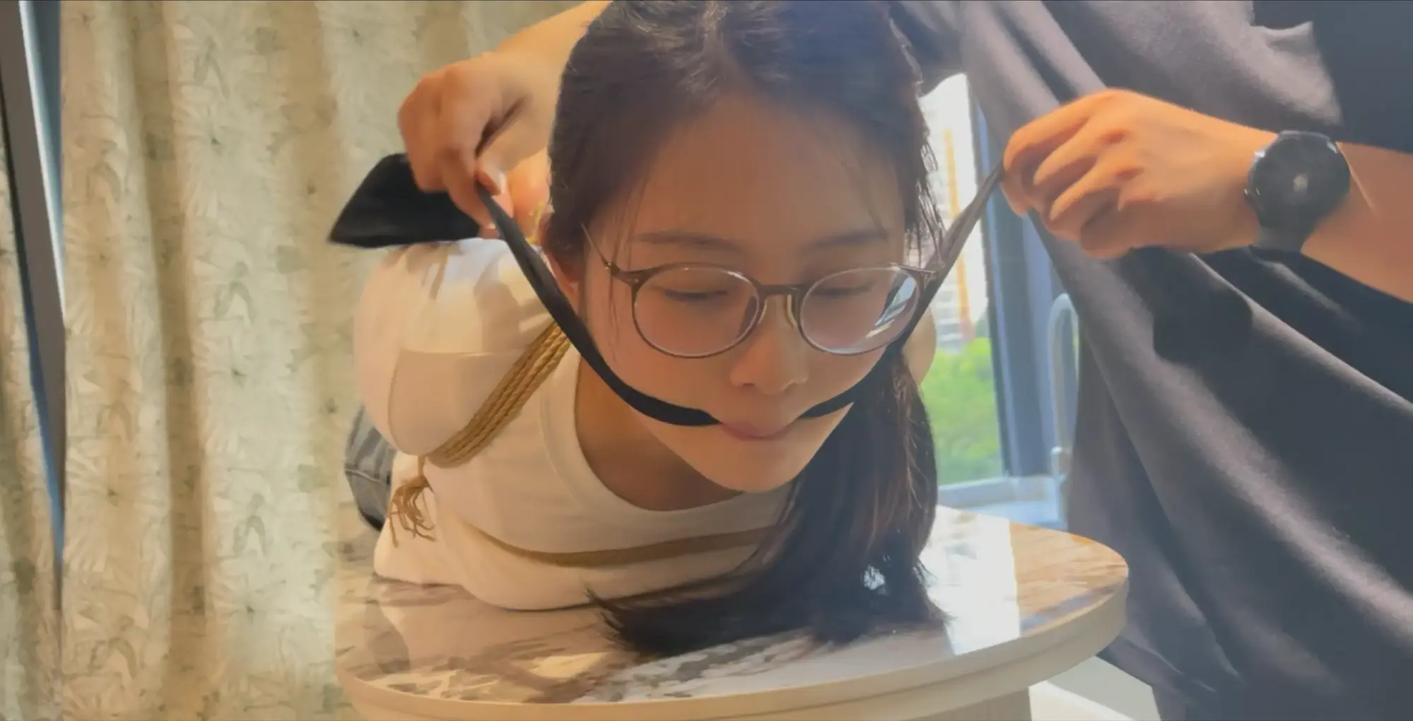 奥特曼定拍–眼镜妹驷马放置