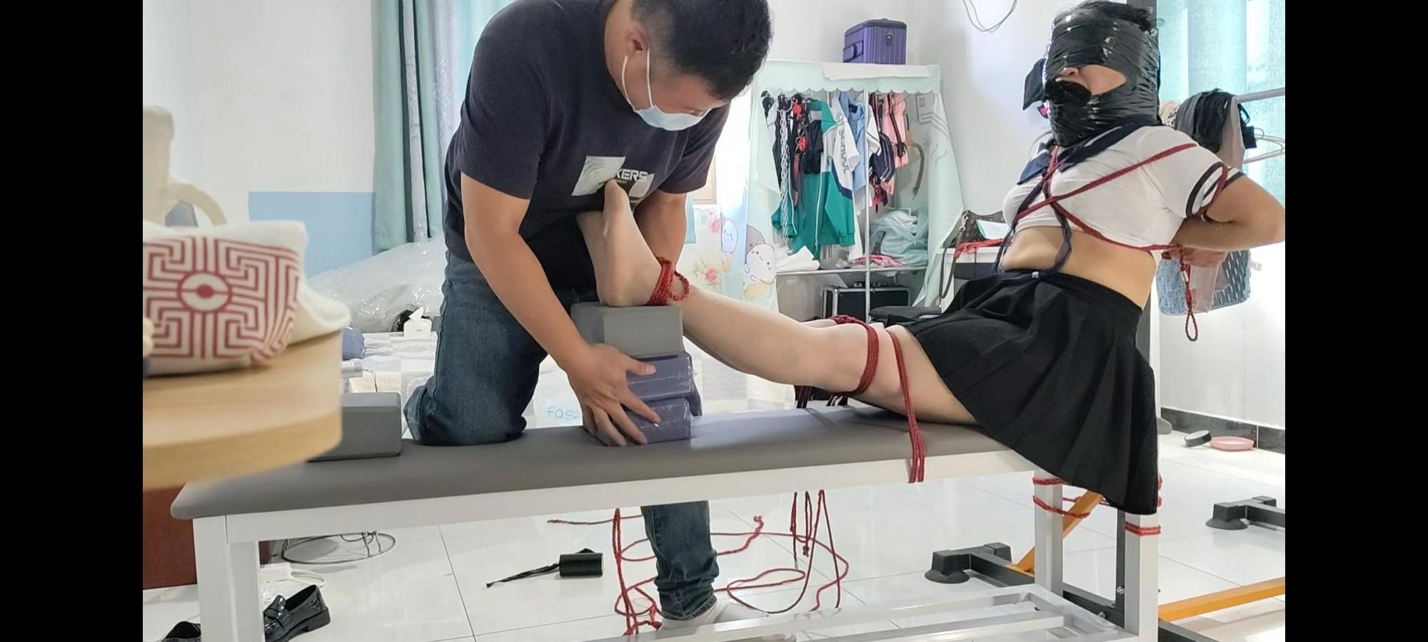 狗蛋老虎凳加窒息