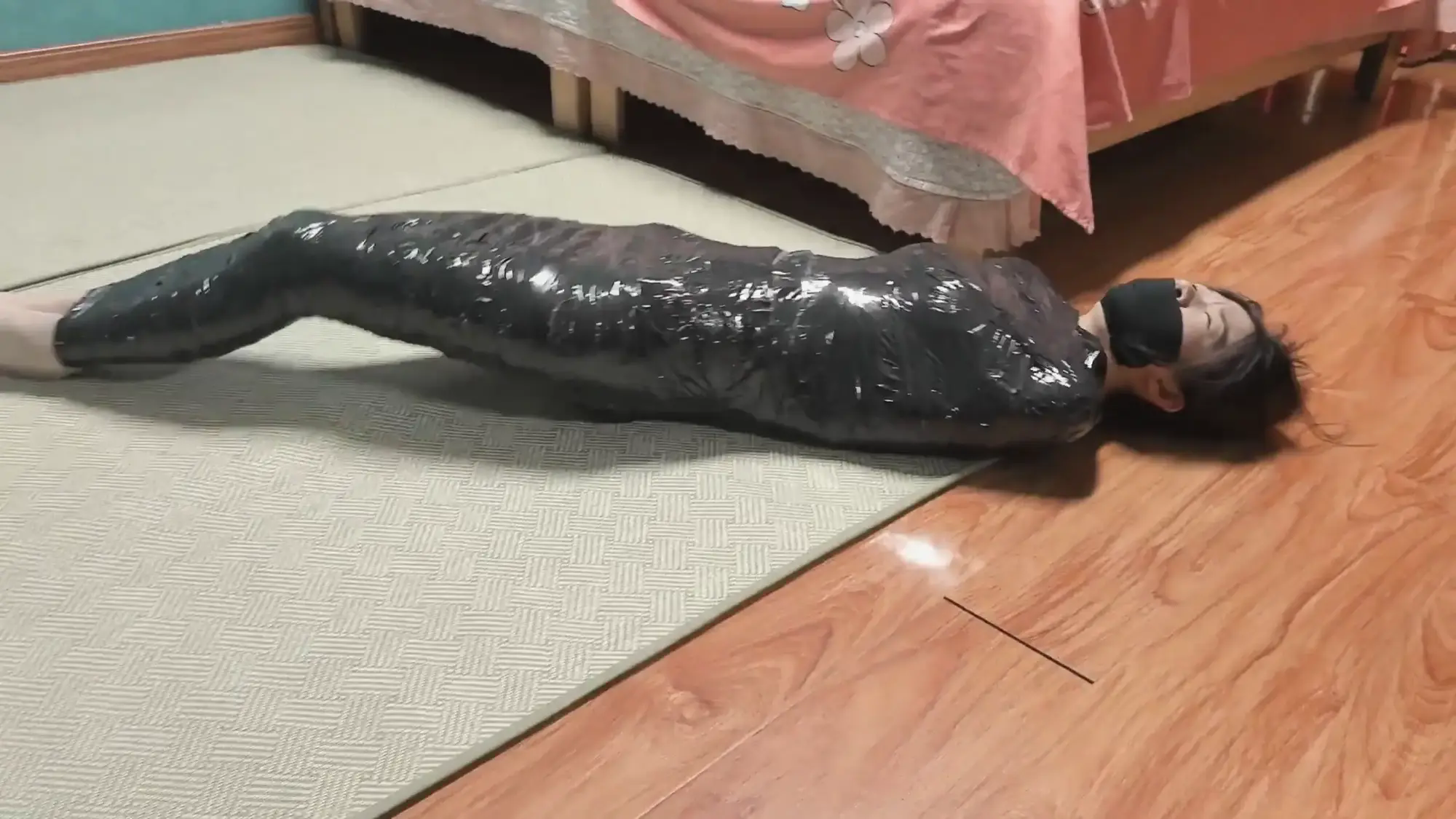 茹茹木乃伊挣扎